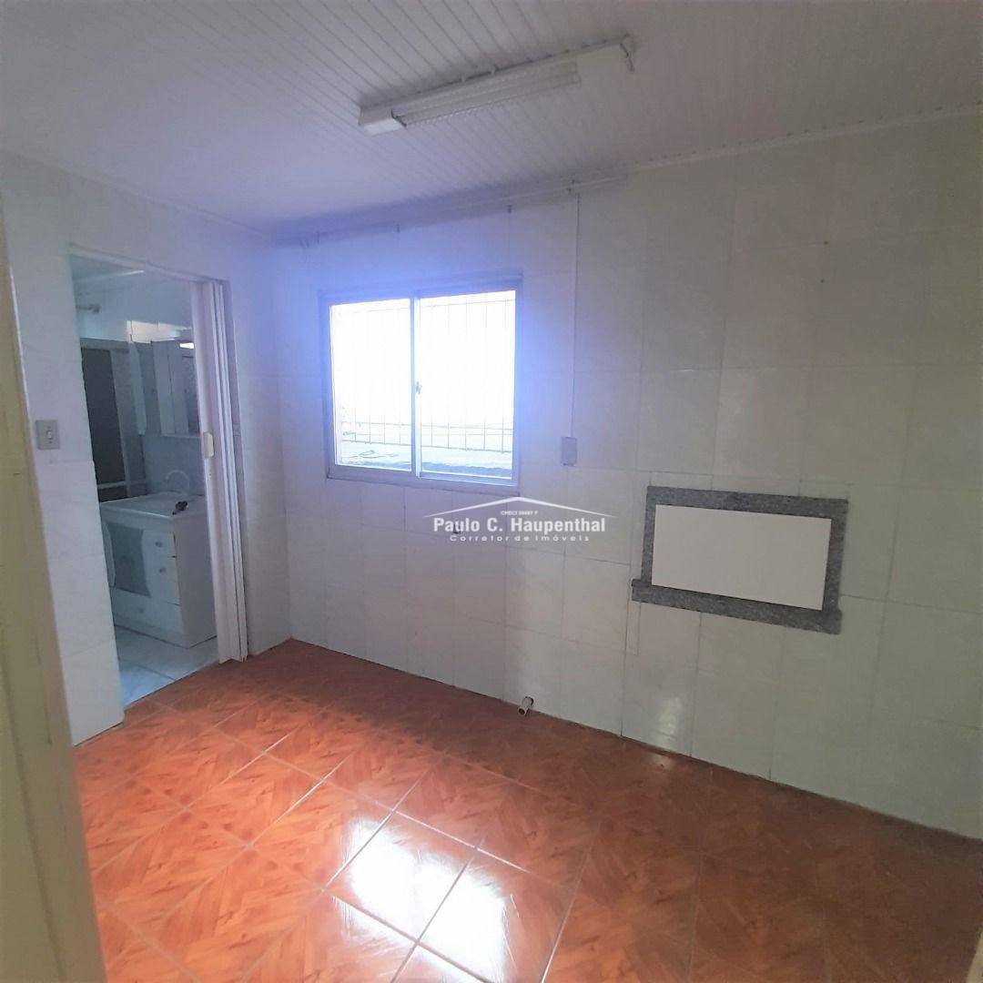 Casa à venda com 3 quartos, 120m² - Foto 4