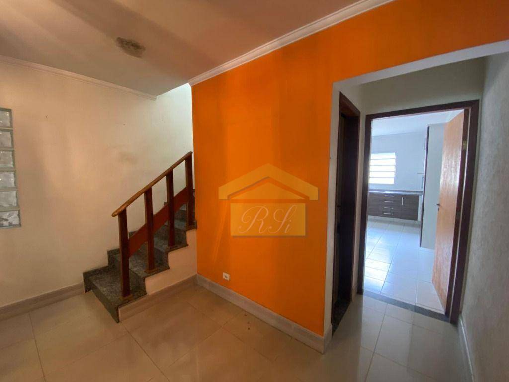 Sobrado para alugar com 3 quartos, 140m² - Foto 4