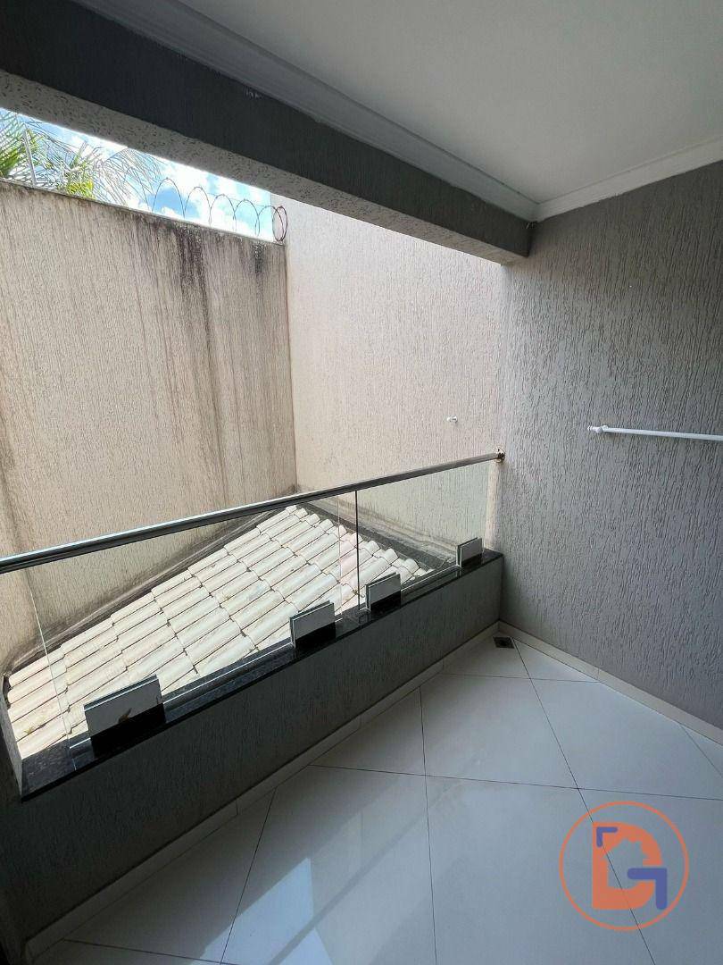 Casa à venda e aluguel com 3 quartos, 195m² - Foto 22