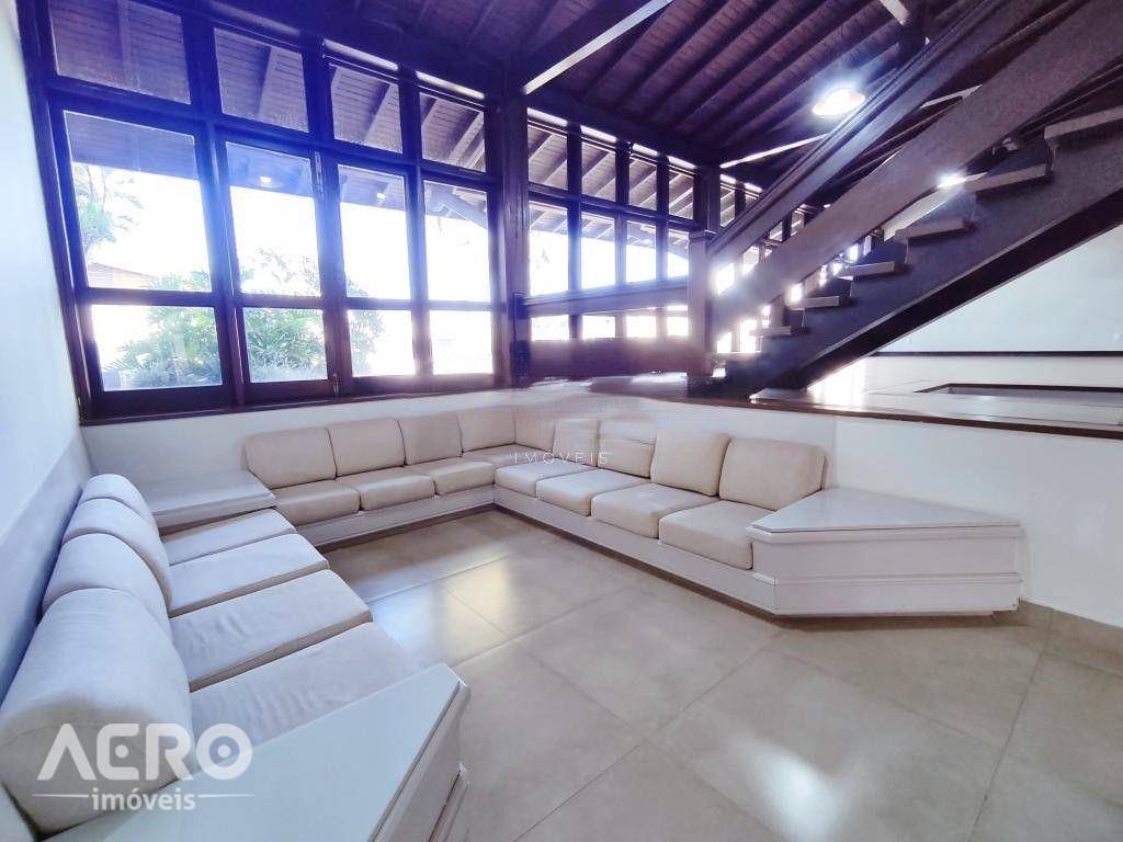 Casa de Condomínio à venda e aluguel com 5 quartos, 400m² - Foto 34