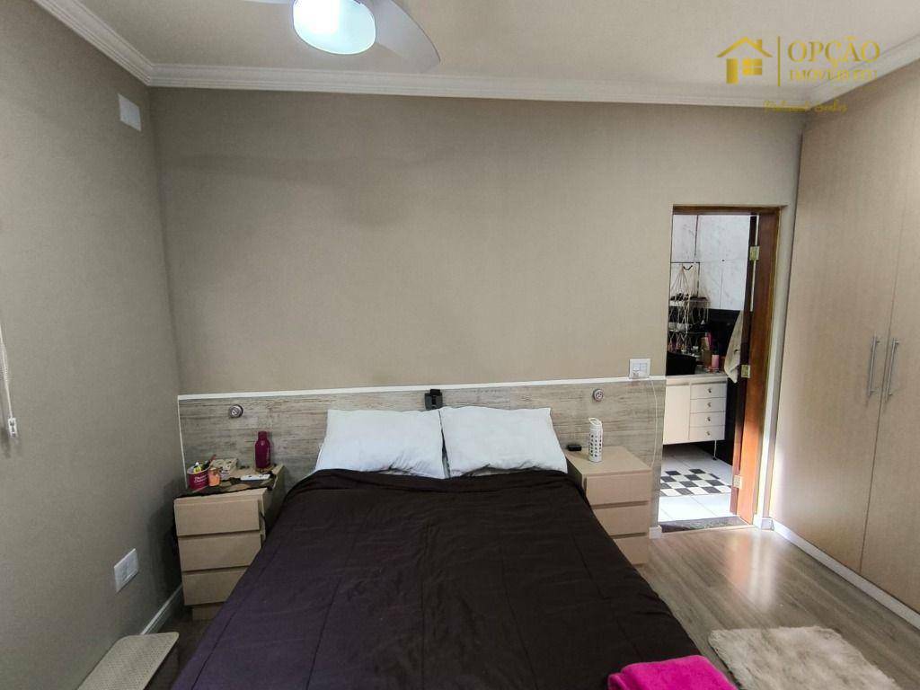 Casa à venda com 2 quartos, 75m² - Foto 10