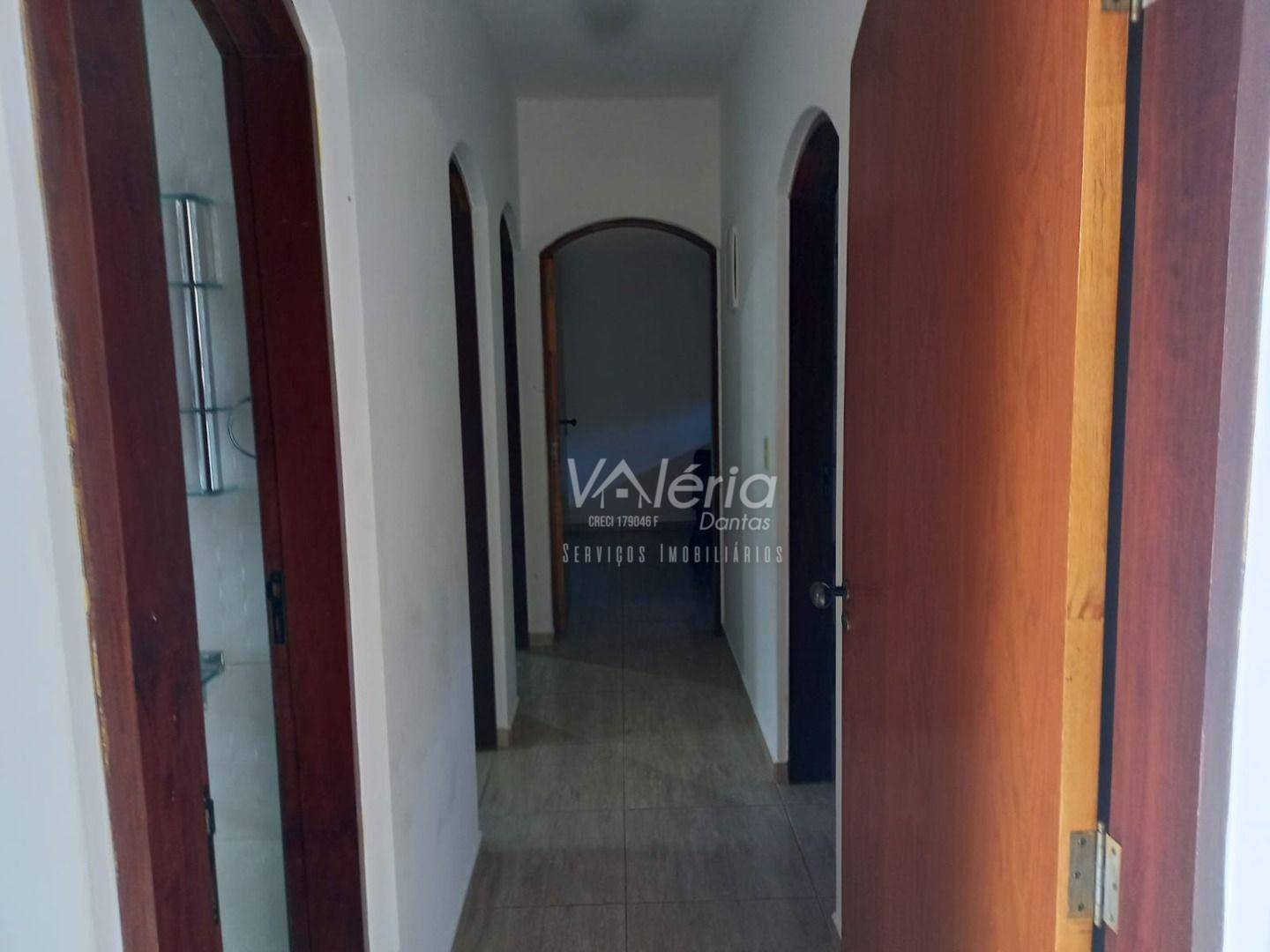 Chácara à venda e aluguel com 5 quartos, 326m² - Foto 24