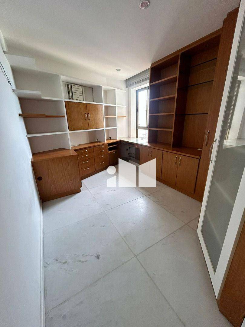 Apartamento à venda com 4 quartos, 168m² - Foto 6