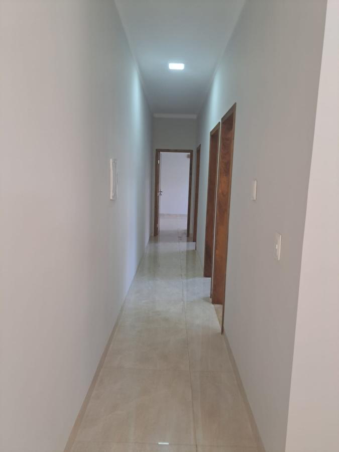 Casa à venda com 2 quartos, 180m² - Foto 9