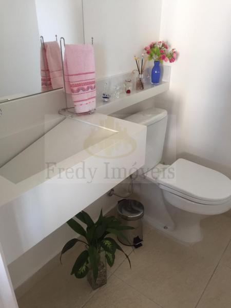 Apartamento à venda com 3 quartos, 95m² - Foto 16