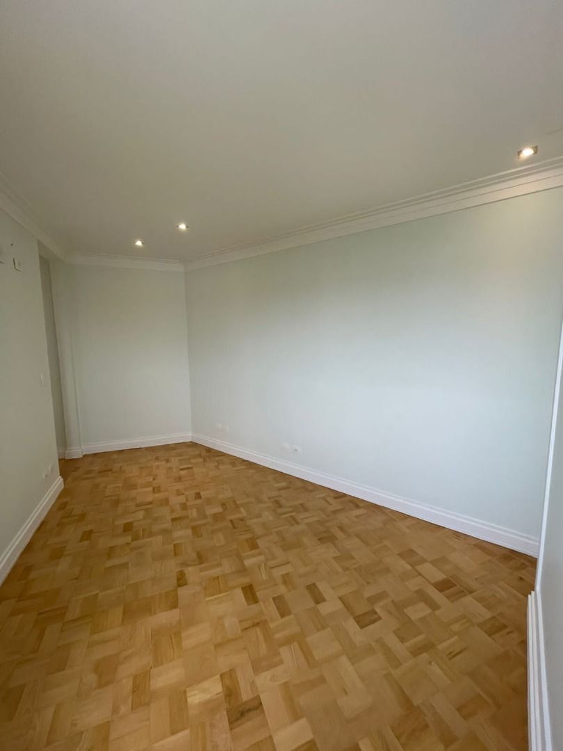 Apartamento à venda com 3 quartos, 115m² - Foto 5