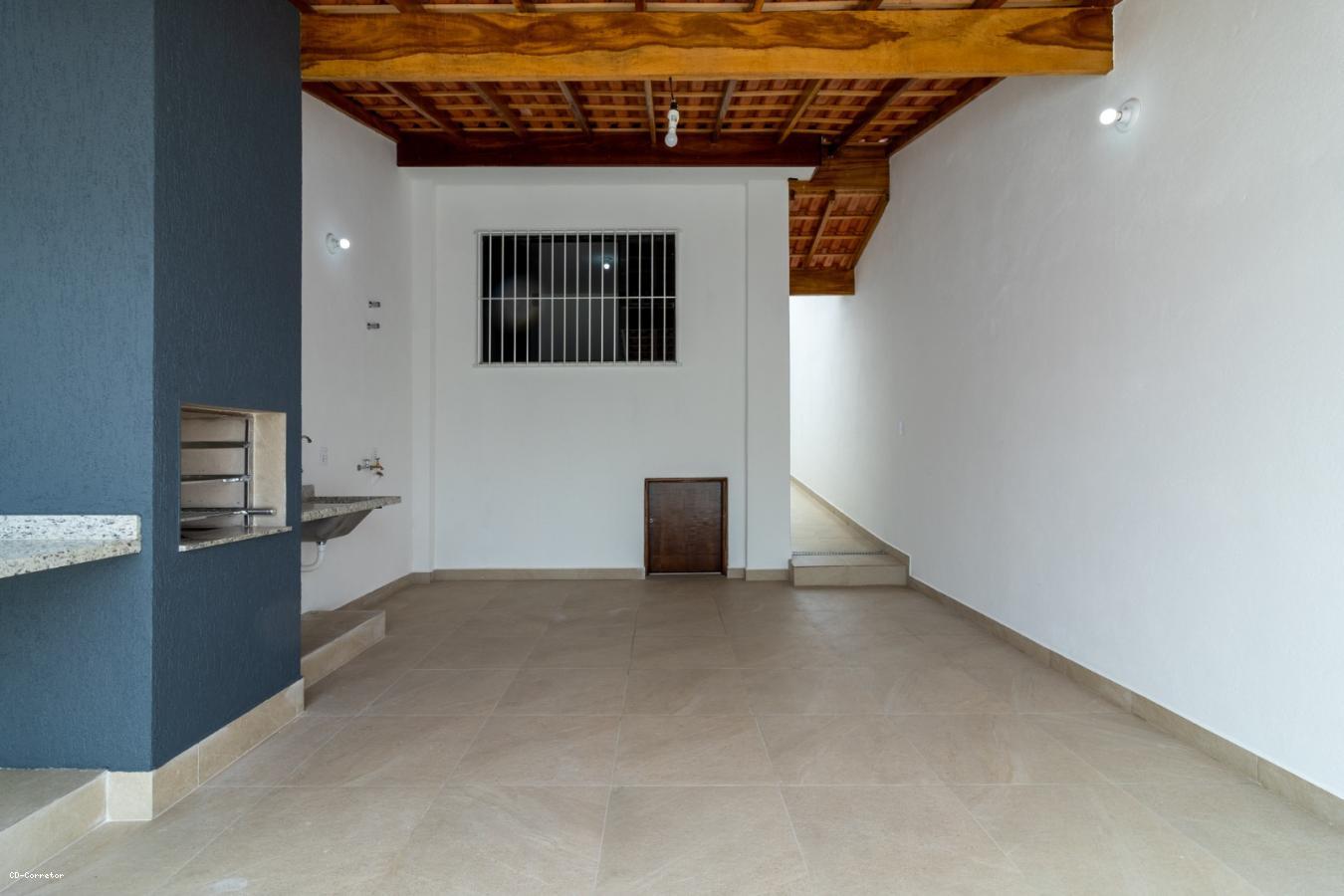 Casa à venda com 3 quartos, 250m² - Foto 7