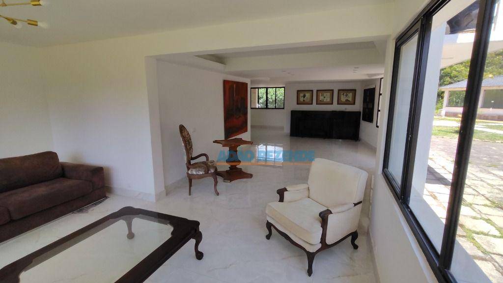 Casa de Condomínio à venda com 5 quartos, 460m² - Foto 16
