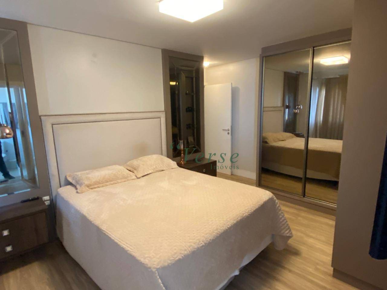 Apartamento à venda com 3 quartos, 200m² - Foto 5