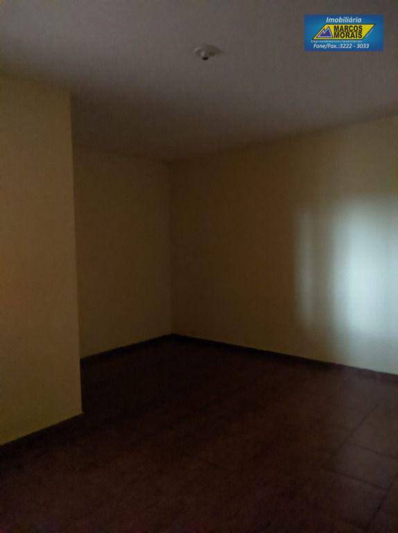 Casa à venda com 3 quartos, 130m² - Foto 31