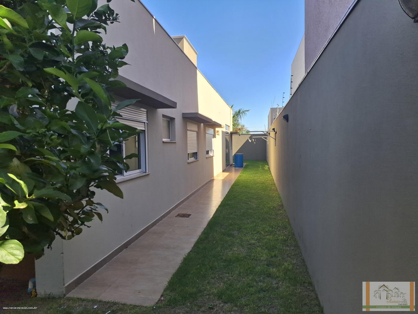 Casa à venda com 3 quartos, 360m² - Foto 31