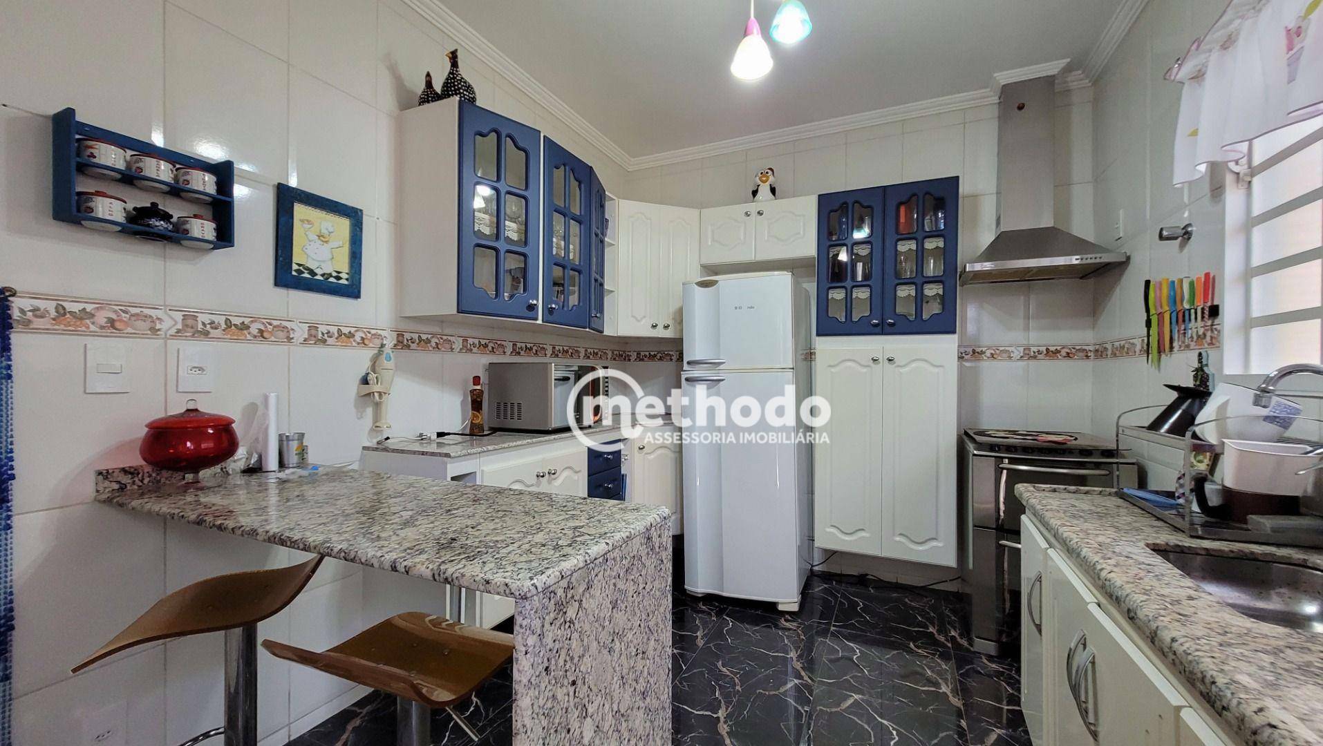 Casa à venda com 3 quartos, 170m² - Foto 26