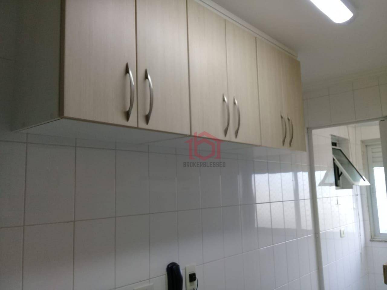 Apartamento à venda com 2 quartos, 62m² - Foto 13