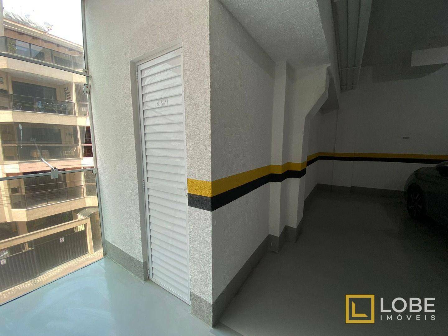 Apartamento à venda com 3 quartos, 130m² - Foto 20