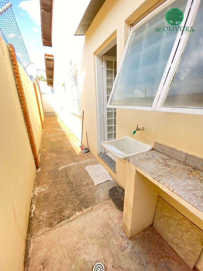 Sobrado à venda e aluguel com 3 quartos, 237m² - Foto 20