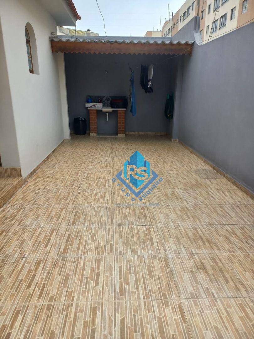 Casa à venda com 3 quartos, 250m² - Foto 28