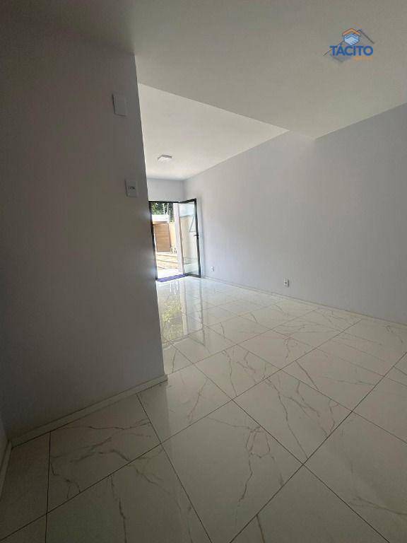 Casa à venda com 3 quartos, 84m² - Foto 5