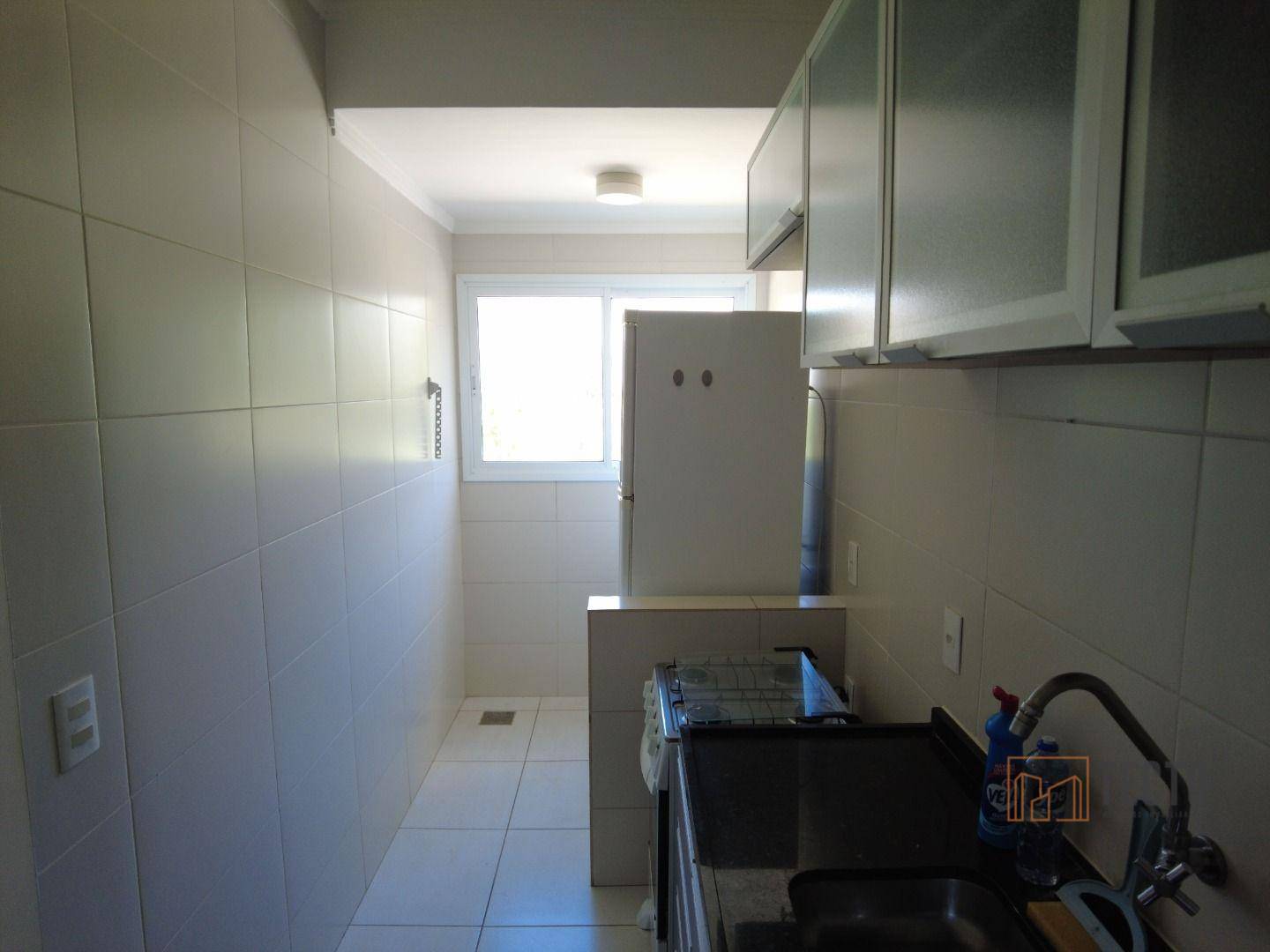 Apartamento à venda com 1 quarto, 45m² - Foto 6