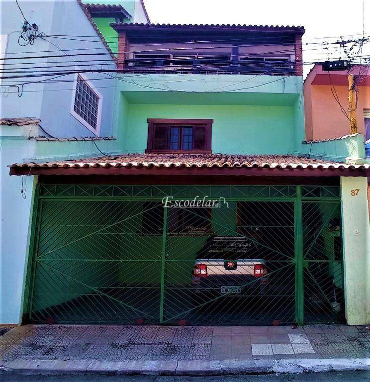 Sobrado à venda com 3 quartos, 200m² - Foto 1