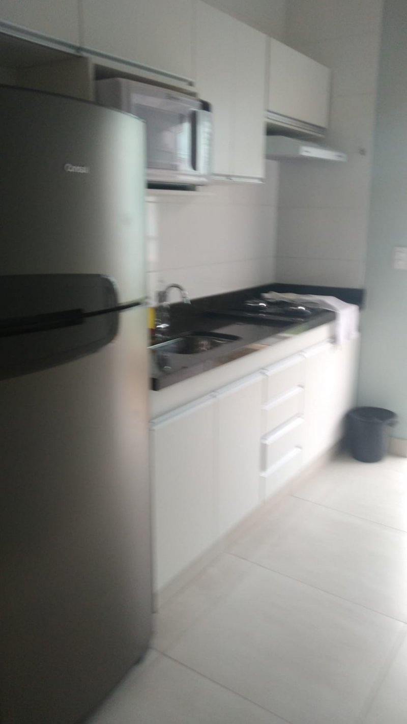 Apartamento à venda com 2 quartos, 75m² - Foto 15