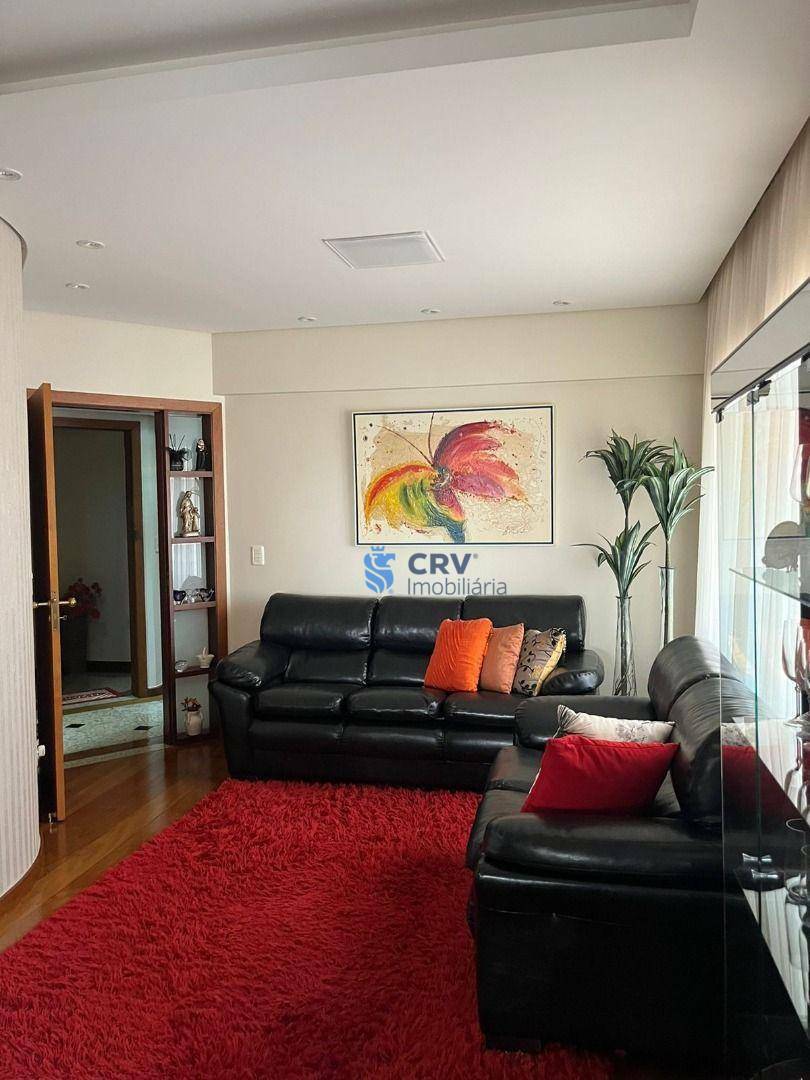 Apartamento à venda com 3 quartos, 188m² - Foto 2