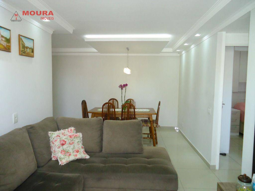 Apartamento à venda com 2 quartos, 64m² - Foto 7