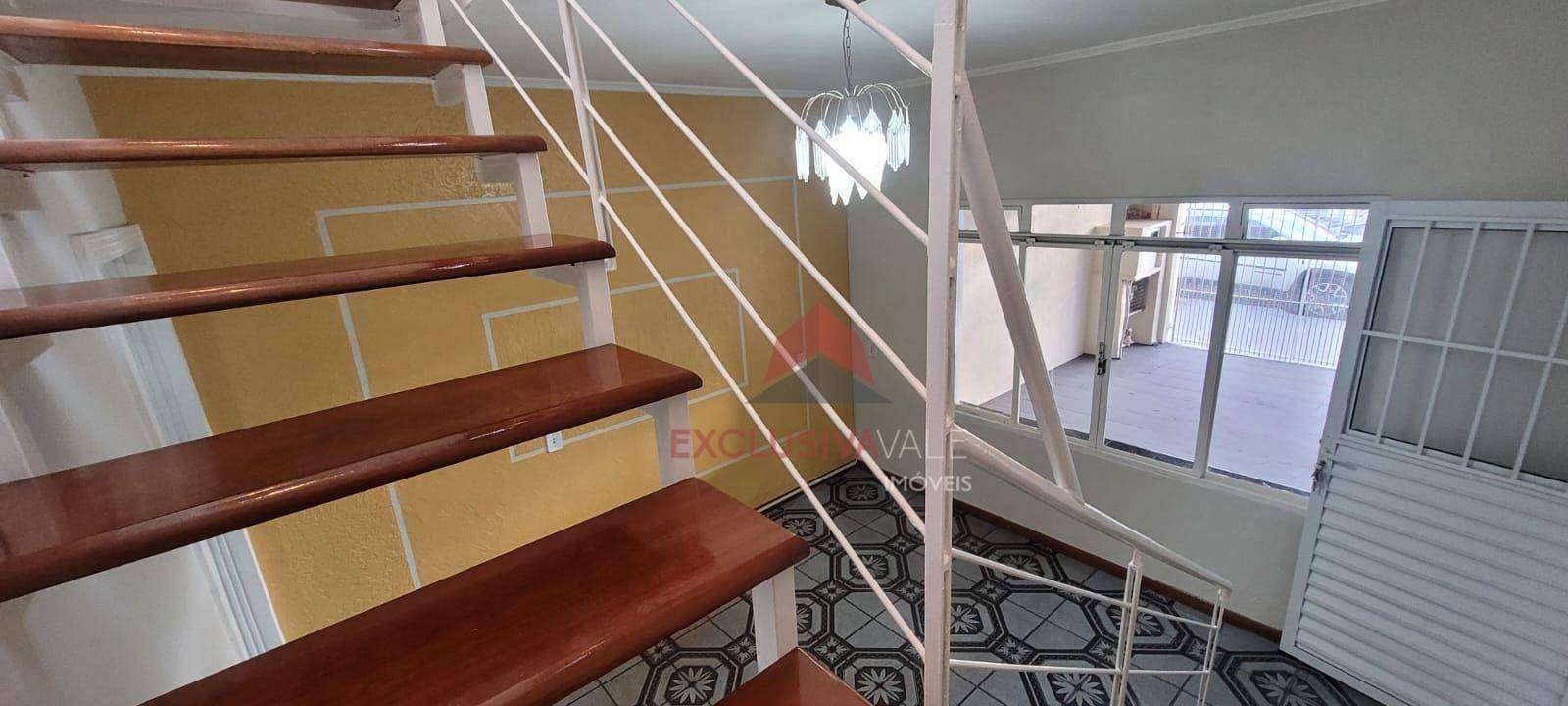 Casa à venda com 4 quartos, 180m² - Foto 14