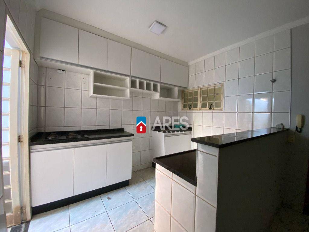 Casa, 3 quartos, 130 m² - Foto 4