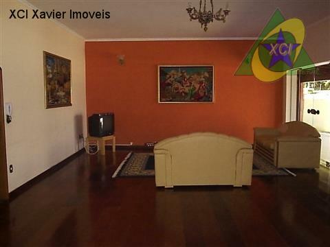 Casa para alugar com 4 quartos, 700m² - Foto 3