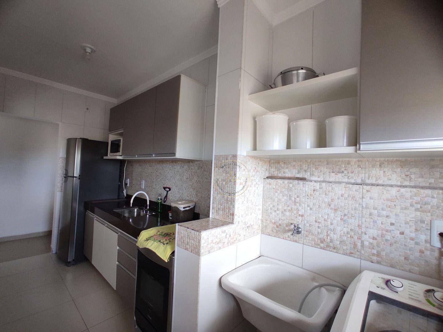 Apartamento à venda com 2 quartos, 70m² - Foto 8