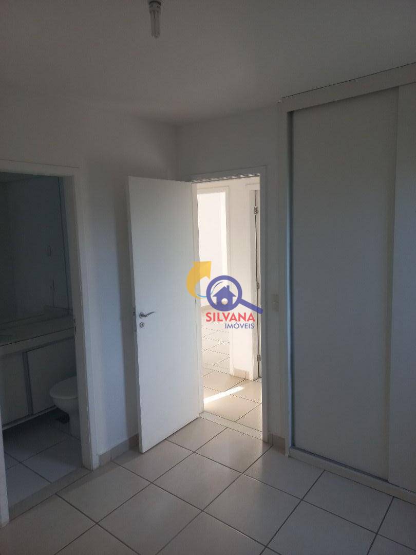 Apartamento para alugar com 3 quartos, 85m² - Foto 12