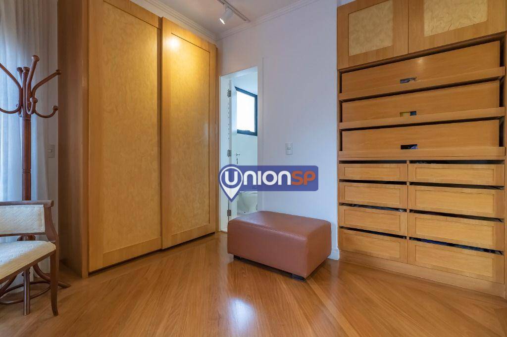 Apartamento à venda com 2 quartos, 142m² - Foto 12