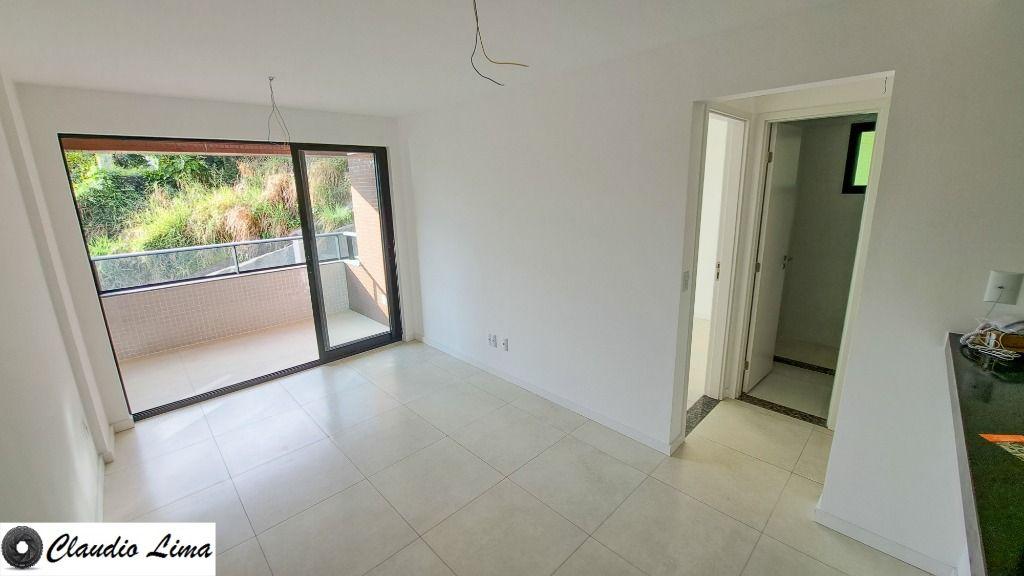 Apartamento à venda com 1 quarto, 45m² - Foto 3