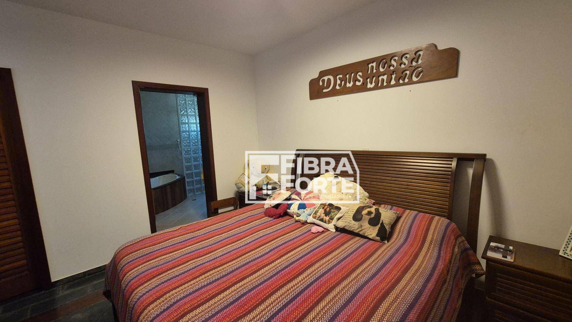Chácara à venda com 5 quartos, 562m² - Foto 29