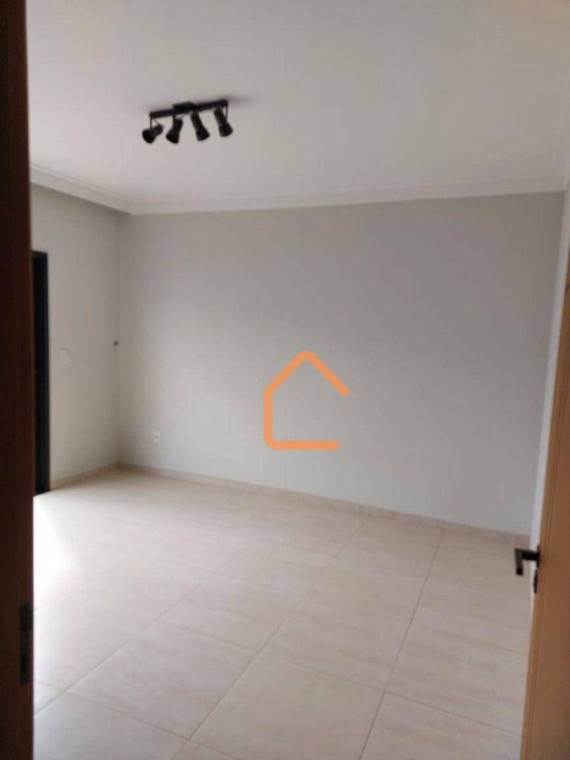 Casa à venda com 4 quartos, 213m² - Foto 15