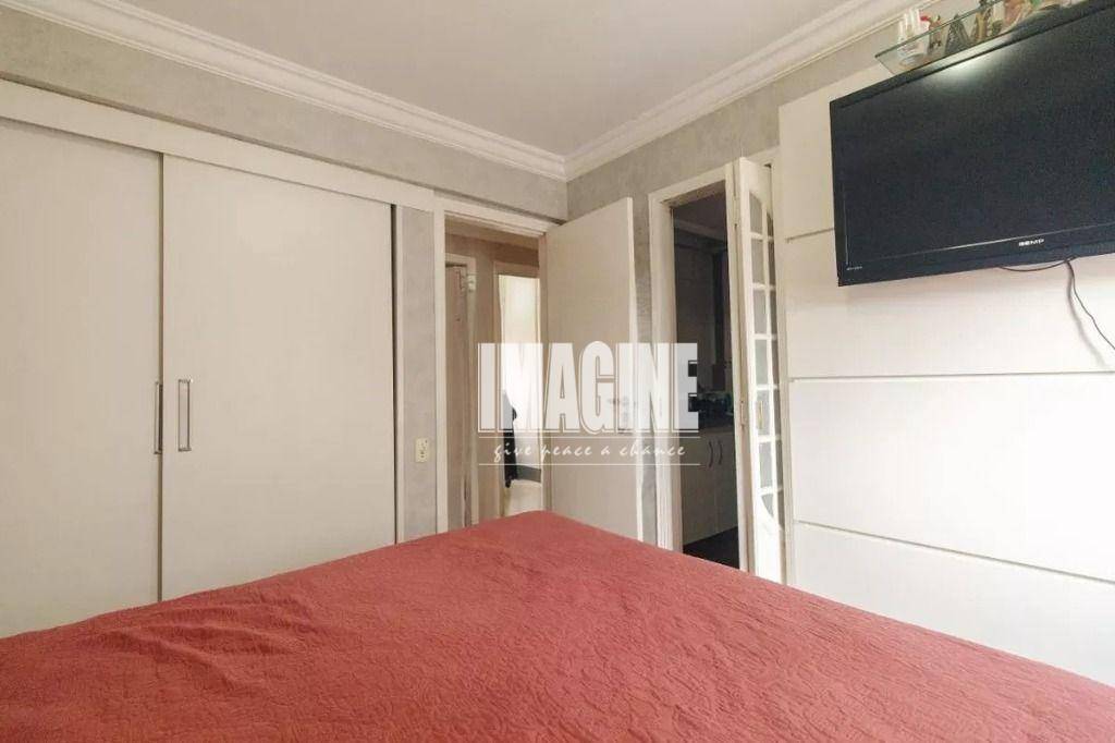 Apartamento à venda com 3 quartos, 98m² - Foto 10