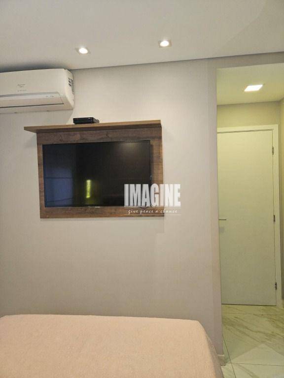 Apartamento à venda com 2 quartos, 62m² - Foto 12