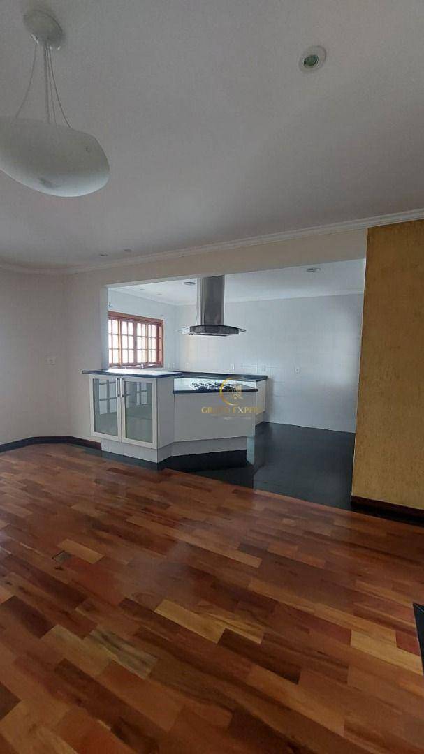 Sobrado à venda com 3 quartos, 251m² - Foto 6