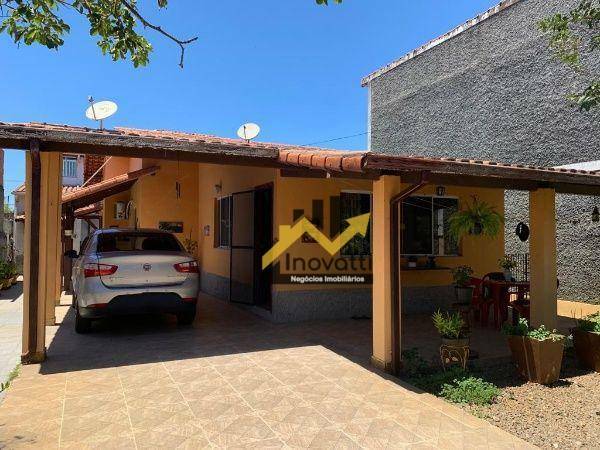 Casa de Condomínio à venda com 4 quartos, 219m² - Foto 1