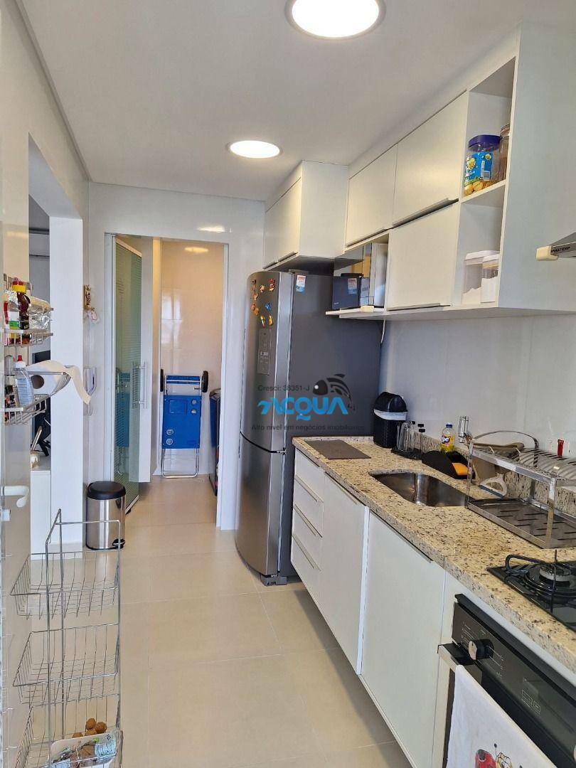 Apartamento à venda com 3 quartos, 115m² - Foto 9