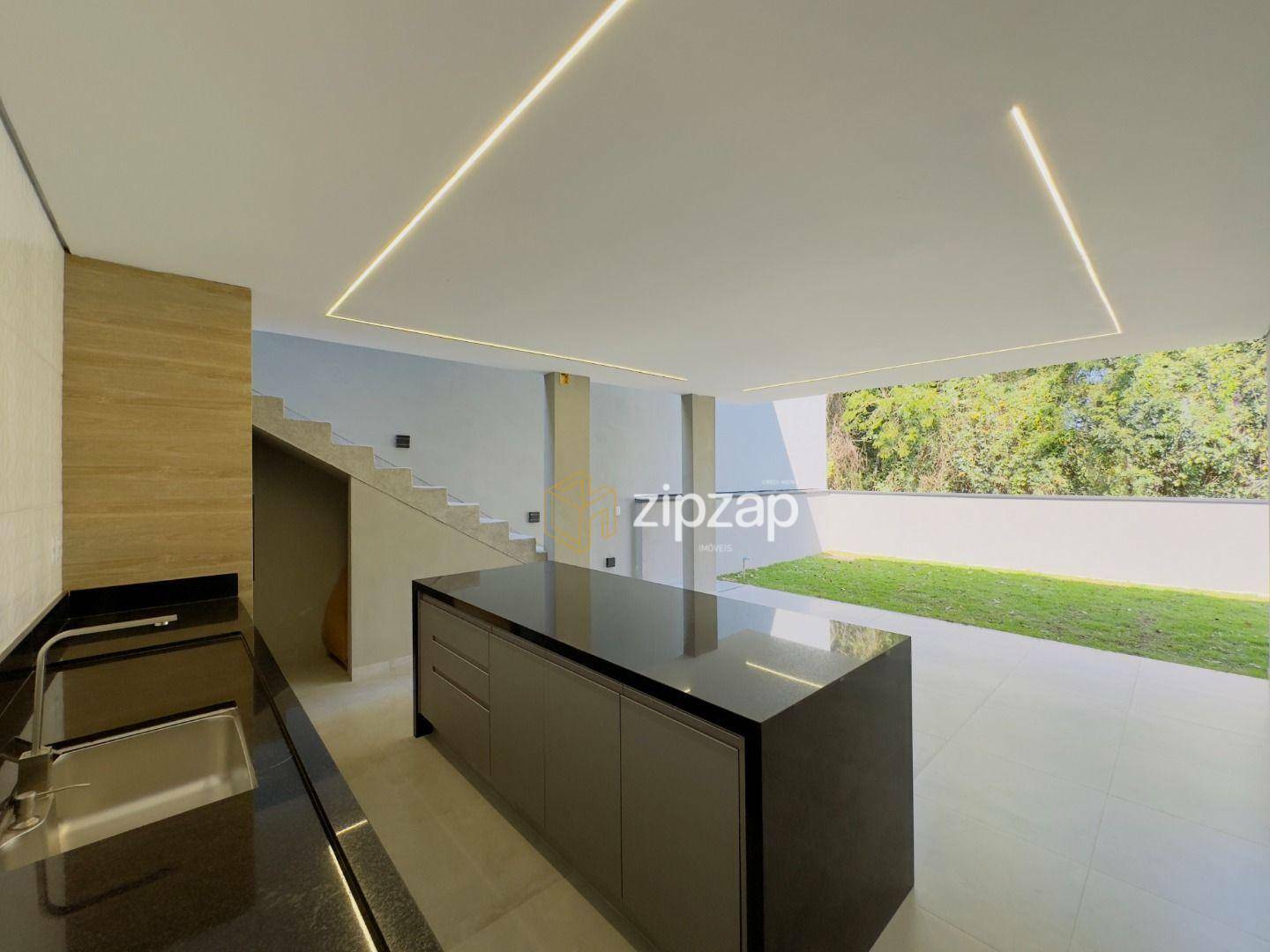 Casa de Condomínio à venda com 3 quartos, 227m² - Foto 19