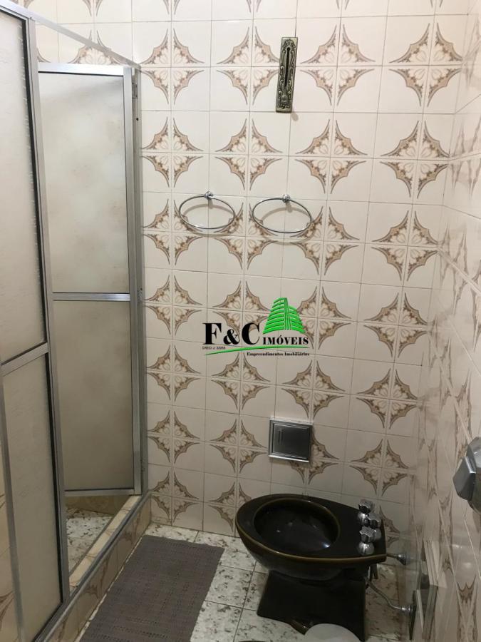 Casa à venda com 3 quartos, 250m² - Foto 23