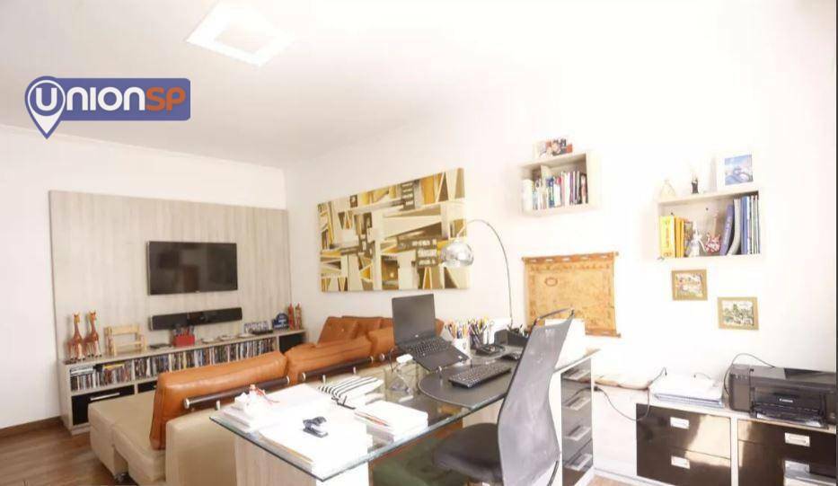 Apartamento à venda com 3 quartos, 210m² - Foto 1