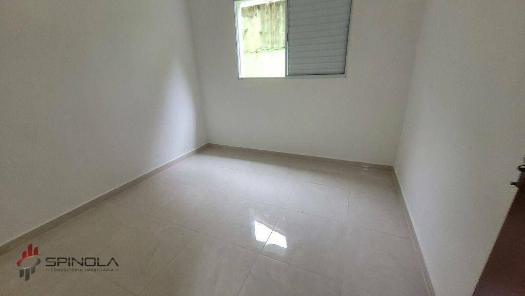 Casa à venda com 2 quartos, 70m² - Foto 13