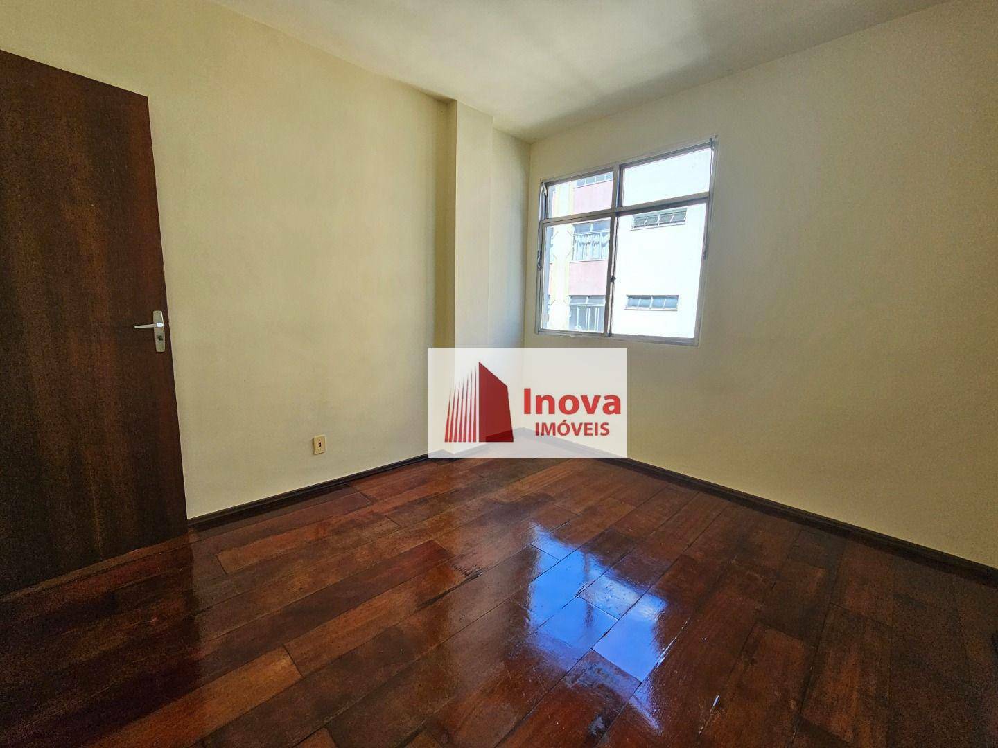 Apartamento à venda com 2 quartos, 60m² - Foto 8