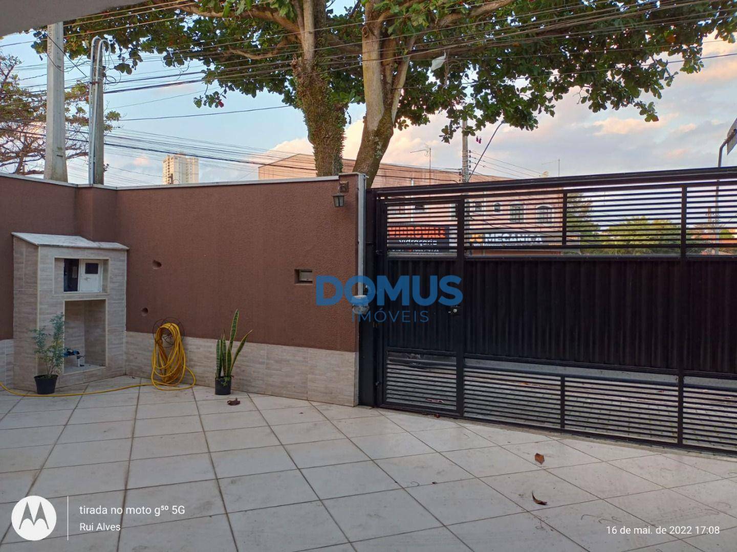 Casa à venda com 3 quartos, 211m² - Foto 4