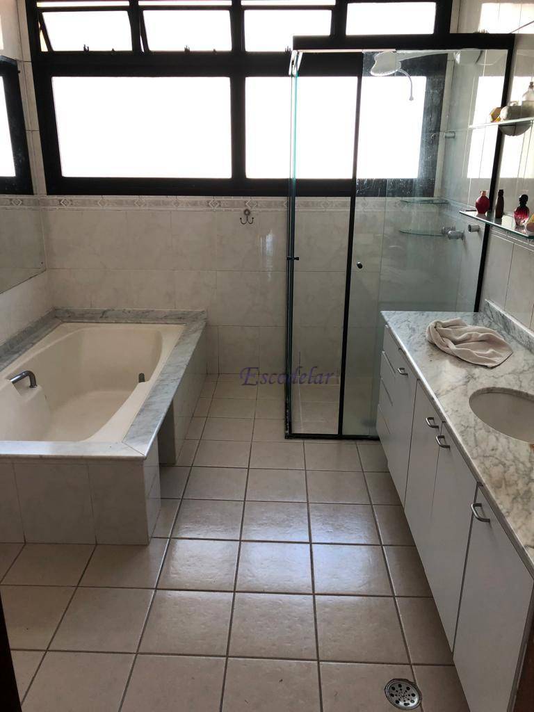 Sobrado à venda com 4 quartos, 485m² - Foto 76