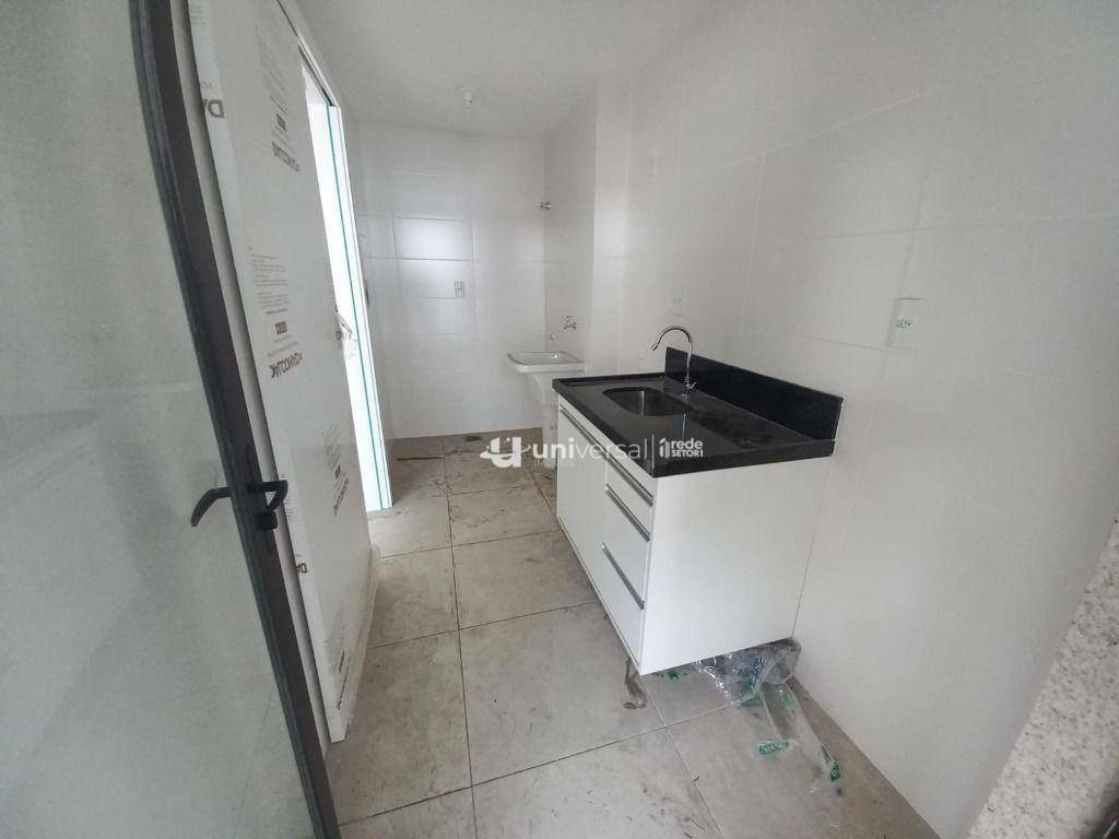 Apartamento para alugar com 2 quartos, 70m² - Foto 9