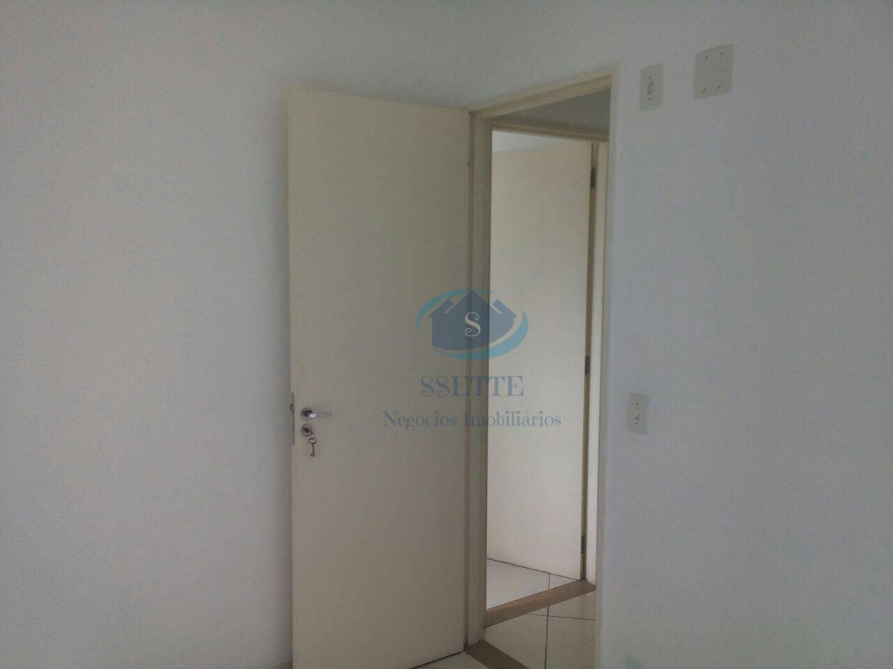 Apartamento à venda com 3 quartos, 57m² - Foto 3