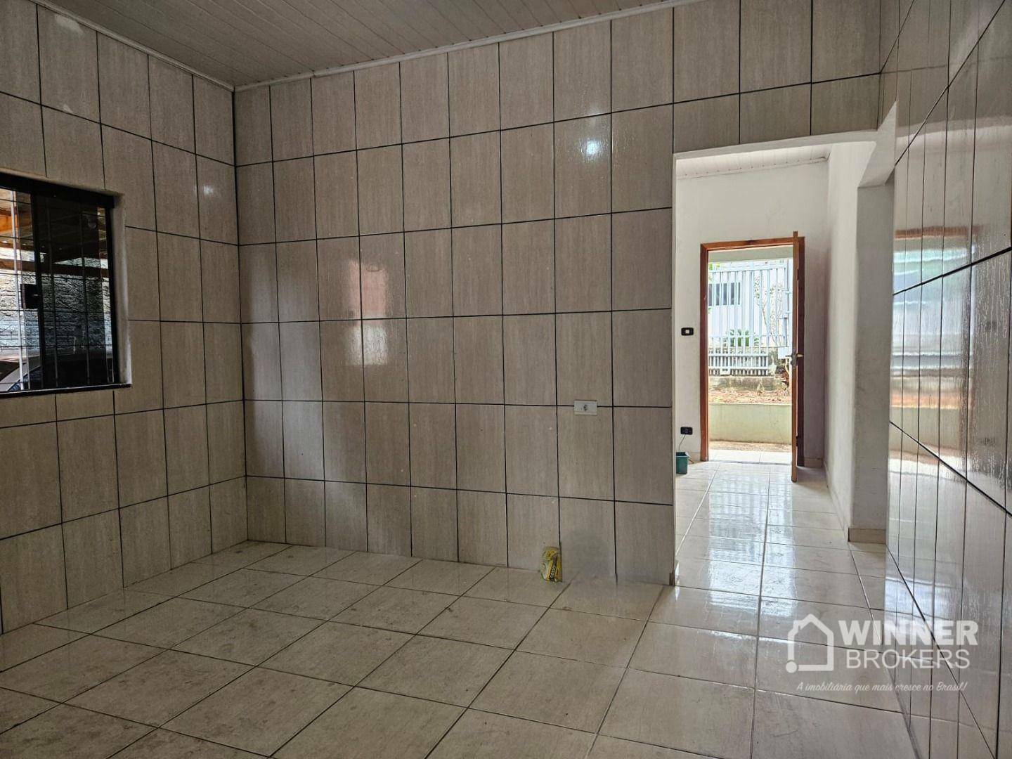 Casa à venda com 3 quartos, 60m² - Foto 4